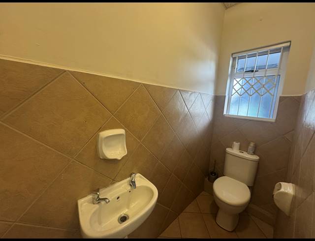 42M² OFFICE FOR SALE IN UMHLANGA CENTRAL